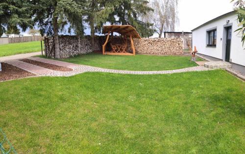 Angermuende Appartement | Ferienhaus Dobberzin nahe Mündesee