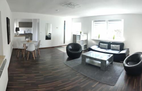 Angermuende Appartement | Ferienhaus Dobberzin nahe Mündesee