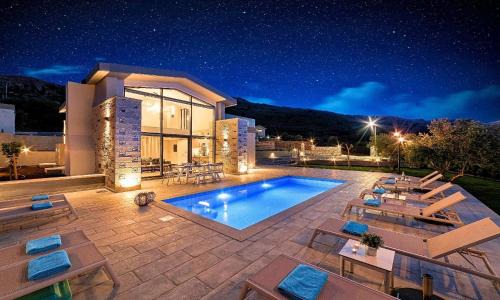 Mathes Maison | Ferienhaus Für 45 Personen In Chania, Kreta West Kreta