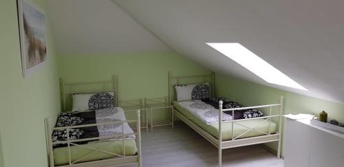 Fichtenwalde Maison | Ferienhaus Fichtenwalde, 160qm, 3SZ, 2BD, Küche, VDSL
