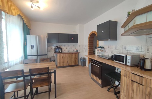 Bad Elster Maison | FerienHaus "Grimberg" mit FeWo 1- Stock, FeWo , 2- Stock & Groß Grundstück