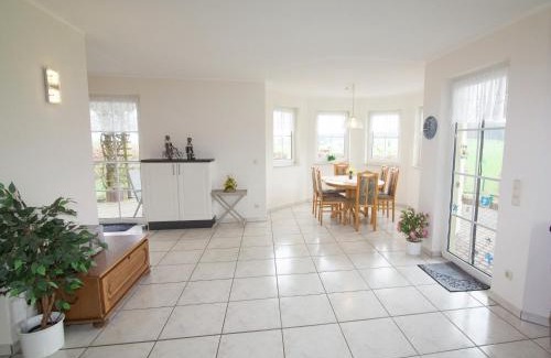 Buchenberg Maison | Ferienhaus in Hessen mit großem Garten