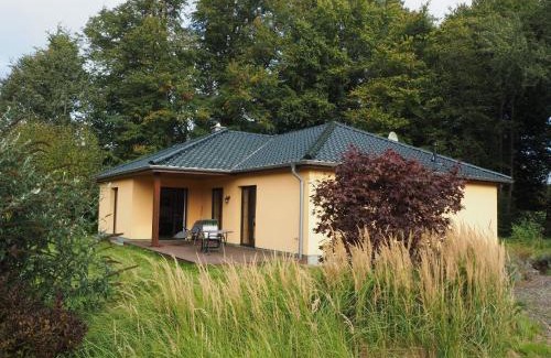 Sanitz Maison | Ferienhaus in ruhiger aber zentraler Lage, mit zwei Terrassen und Garten