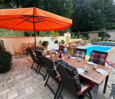 Oberdorla Maison | Ferienhaus mit Pool im Seußlitzer Grund
