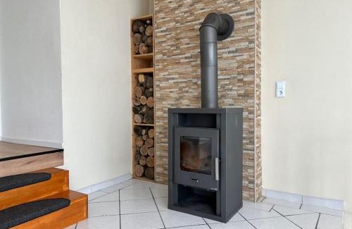 Sebaldsbruck Maison | Ferienhaus mit Privatparkplatz, Terrasse und Stadtnähe