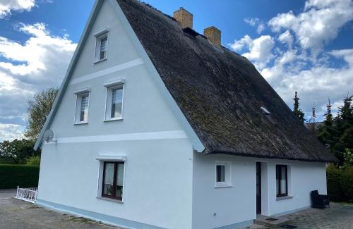 Gross Zicker Maison | Ferienhaus MS Fischerhus mit 250 qm im Ostseebad