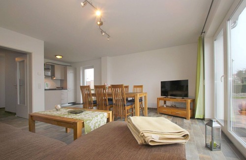 Lauterbach Maison | Ferienhaus Neuendorf F-1037 Haus Kaminfeuer - F-1037 Ferienhaus Neuendorf