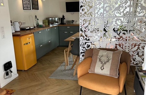Westerburg Maison | Ferienhaus Petermännchen - 2 bedroom house, shower, WC, parking lot