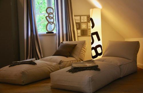 Rosenhagen Maison | Ferienhaus " Sealounge " an der Ostsee, Sauna, Strandkorb, free W-LAN - SEASIDE -