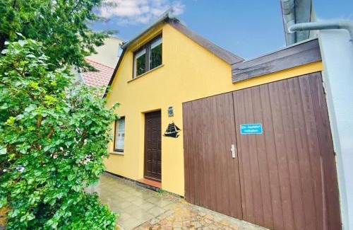 Warnemuende Maison | Ferienhaus Segelboot
