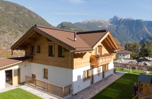Sautens Chalet De Ski | Ferienhaus Sennerhäusl
