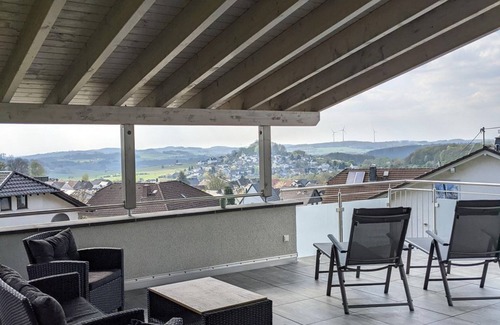 Girkenroth Maison | Ferienhaus Sonnenterrasse - 4-bett Fehaus, Schlafsofa, 2 Bäder, 2 Schlafräume