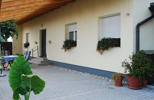 Illmitz Appartement | Ferienhaus Unger Heidi - Ferienhaus/2 Schlafräume/bad, WC