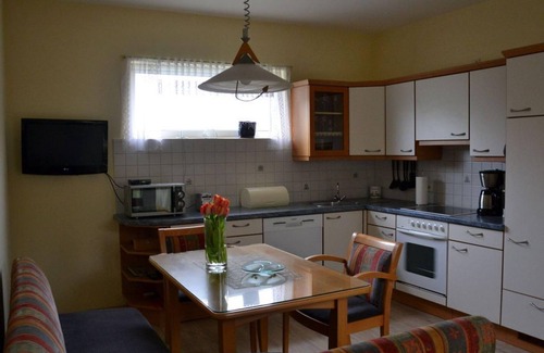 Illmitz Appartement | Ferienhaus Unger Heidi - Ferienhaus/2 Schlafräume/bad, WC