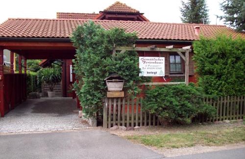 Russow Appartement | Ferienhaus " Uns Hüsung"