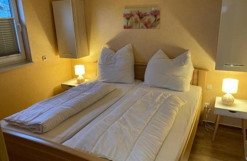 Hessenburg Appartement | Ferienhaus -Villa Hühnerstall-