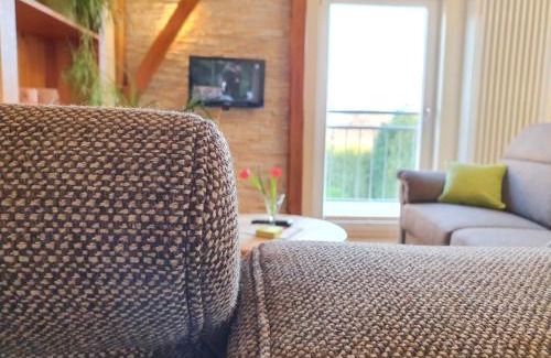 Korkwitz Appartement | Ferienhof SchilfMeer - Fewo "Heuboden"