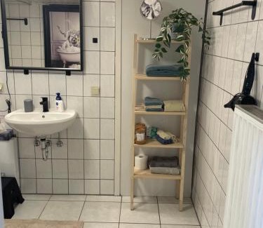 Kroeppelshagen-Fahrendorf Appartement | Ferienwohnungen Waldkauz