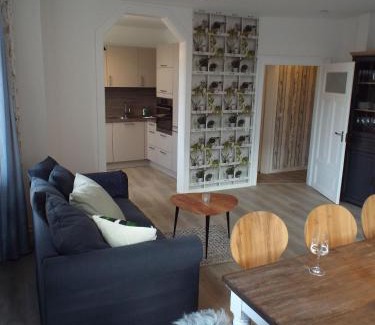 Neustadt an der Weinstrasse Appartement | Ferienwohnung Mittendrin mit Parkplatz