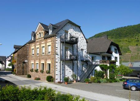 Ernst Appartement | Ferienweingut Gansen Hochgenuss 2