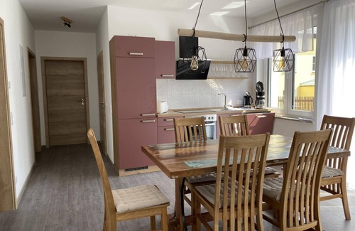 Reinhardtsdorf-Schoena Appartement | Ferienwohnung "zwillingsstiege", 2 Schlafräume - Ferienhaus Barbarine