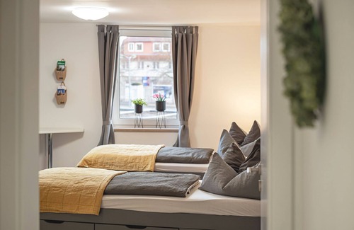 Mühlhausen Appartement | Ferienwohnung für 2 Pers., mit Eigener Küche & Bad. Wlan + Parkplatz Kostenlos