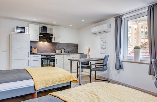 Mühlhausen Appartement | Ferienwohnung für 2 Pers., mit Eigener Küche & Bad. Wlan + Parkplatz Kostenlos