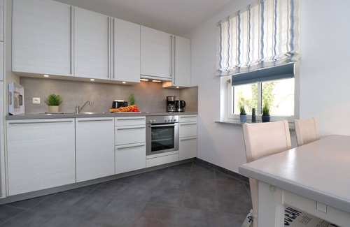 Althagen Appartement | Ferienwohnung mit Boddenblick und 2 Balkonen, Direkt am Ahrenshooper Hafen