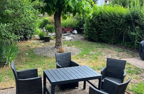 Losheim am See Appartement | Ferienwohnung Göttert - Haus Erika - Apartment/apartment, shower, WC