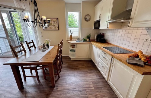 Ostseebad Dierhagen Appartement | Ferienwohnung mit Terrasse und Strandkorb Direkt Hinter dem Deich