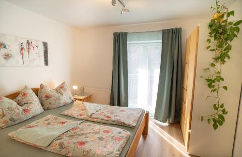 Pfons Appartement | Ferienwohnug Weissl