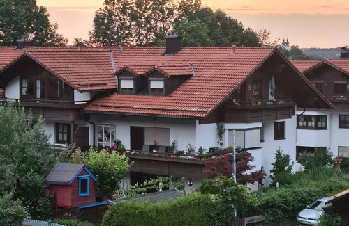 Hohenaschau im Chiemgau Appartement | Ferienwohnung 75 qm zwei Schlafzimmer und Ostbalkon