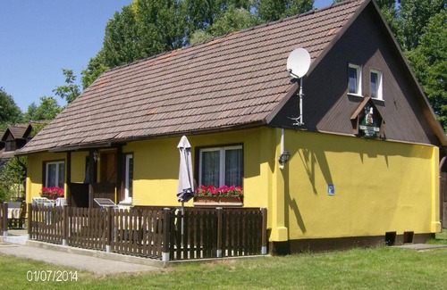Burg-Dorf Appartement | Ferienwohnung 1 am Bismarckturm in Burg