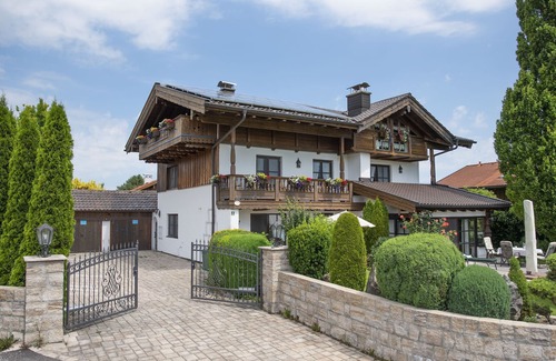 Grassau Appartement | Ferienwohnung 2, 60 qm, 1-2 Personen