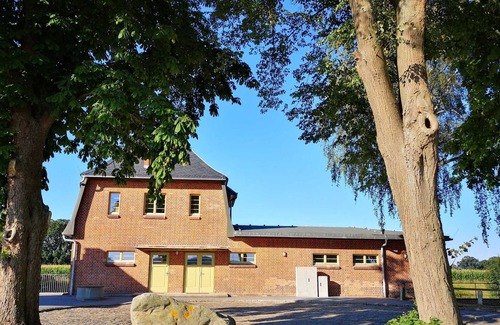 Alt Suhrkow Appartement | Ferienwohnung 2 - Bahnhof Hohen Mistorf - Ferienwohnungen