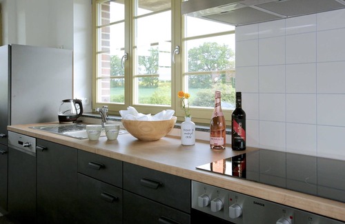 Alt Suhrkow Appartement | Ferienwohnung 2 - Bahnhof Hohen Mistorf - Ferienwohnungen