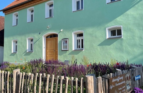Graefenberg Appartement | Ferienwohnung 3 - Frau Kunni - Café und Ferienwohnung