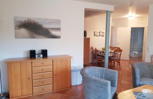 Neuensien Station Balnéaire | Ferienwohnung 4 im Haus am See mit Wintergarten und Terrasse
