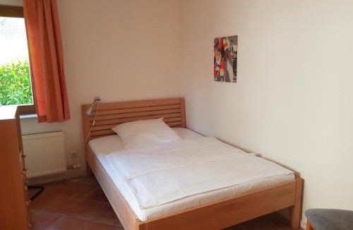 Neuensien Station Balnéaire | Ferienwohnung 4 im Haus am See mit Wintergarten und Terrasse