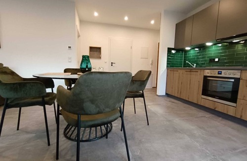 Bad Endorf Appartement | Ferienwohnung, 49 qm, Erdgeschoss, 1 Separates Schlafzimmer