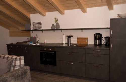 Inzell Appartement | Ferienwohnung 5 "Bäckeralm" für 4 Personen, 2 Schlafzimmer, Balkon, 95 m²