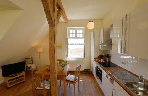 Grubnow Appartement | Ferienwohnung 5 mit Seeblick für 4 Personen