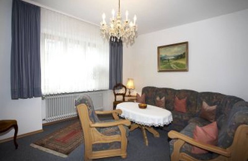 Bad Endorf Appartement | Ferienwohnung, 50 qm Obergeschoss, 1 Separates Schlafzimmer