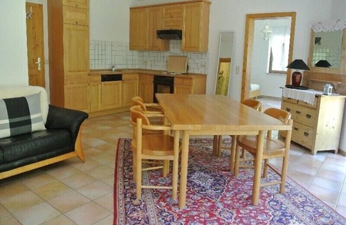Hayingen Appartement | Ferienwohnung 60qm, 1 Schlafzimmer, 1 Wohn-/Schlafbereich, max. 4 Personen