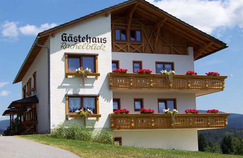 Flanitz Appartement | Ferienwohnung 77 qm neu Renoviert