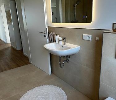 Oberdorla Appartement | Ferienwohnung an der Windmühle