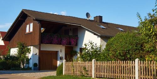 Riedenburg Appartement | Ferienwohnung Achhammer