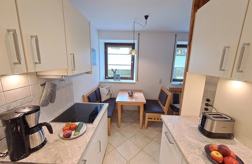Rottau Appartement | Ferienwohnung Almglück, Separates Schlafzimmer, Küche, Terrasse, TV, Wlan