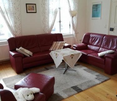 Bernried Appartement | Ferienwohnung Altes Schulhaus in Leithen - Bernried
