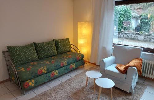Untermunstertal Appartement | Ferienwohnung am Bächle